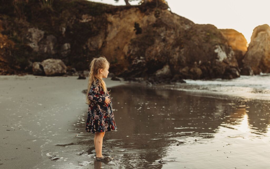 Jamie Daughter on beach